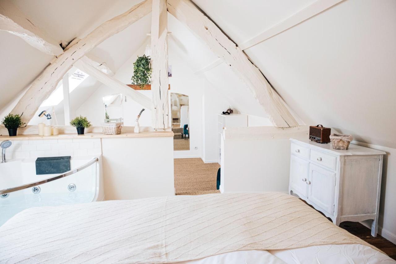 Loveroom Du Perche : Maison Avec Balneo Moulins-la-Marche Kültér fotó